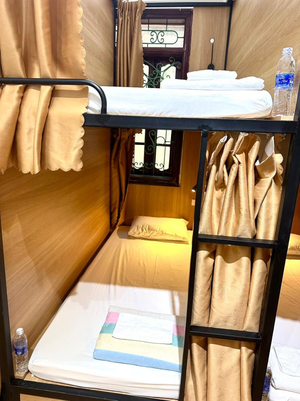 Huong Thao Hostel & Tours Дьенбьенфу Экстерьер фото