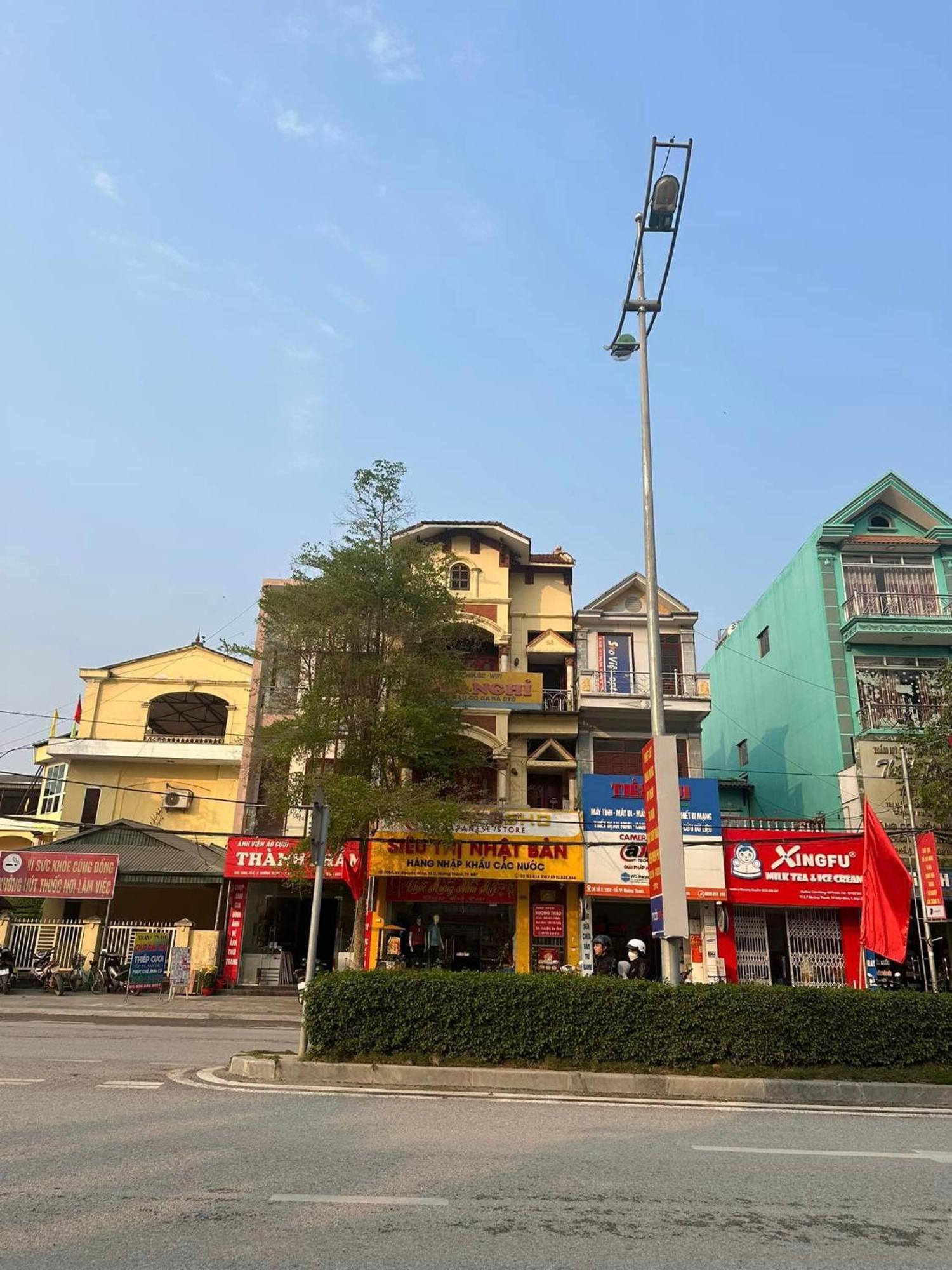 Huong Thao Hostel & Tours Дьенбьенфу Экстерьер фото