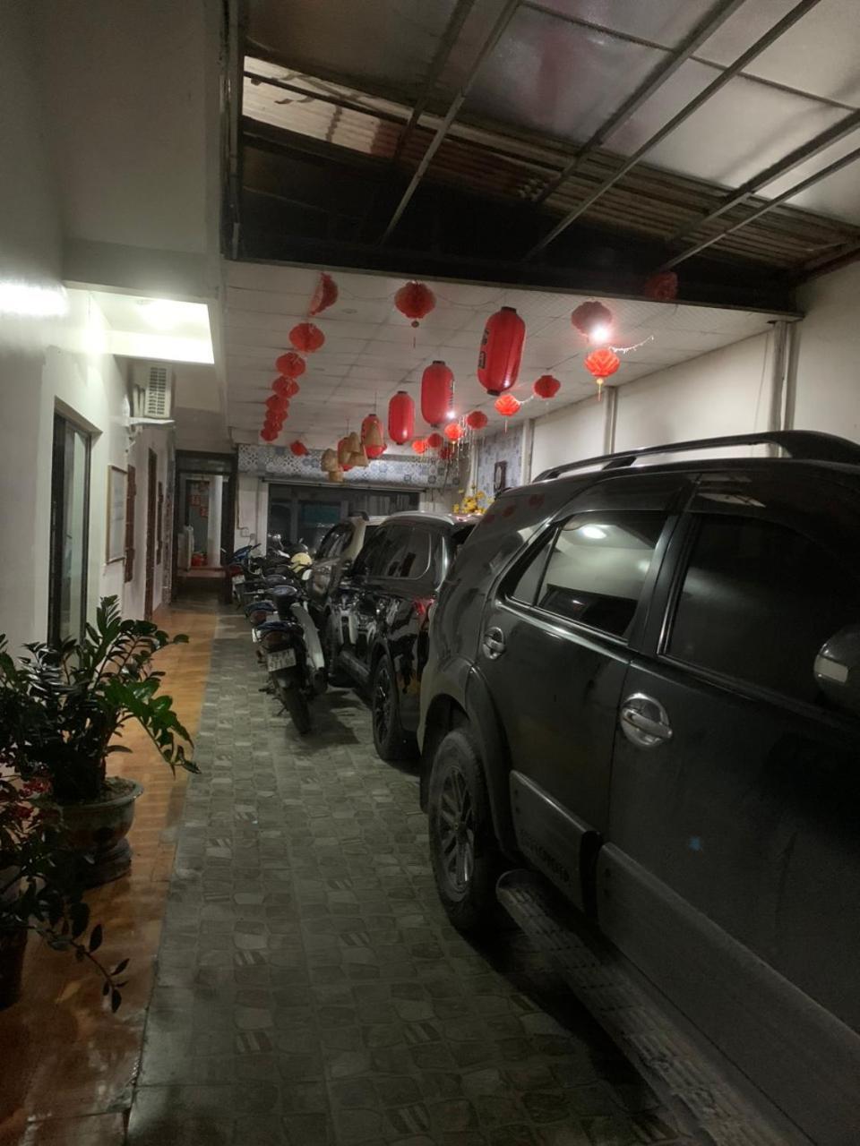 Huong Thao Hostel & Tours Дьенбьенфу Экстерьер фото